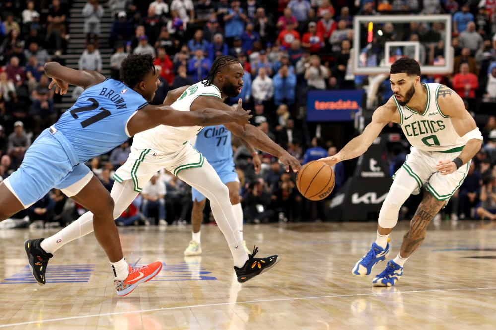 青岛海牛在 青岛海牛在